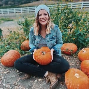 Meet your Posher, Carlyn